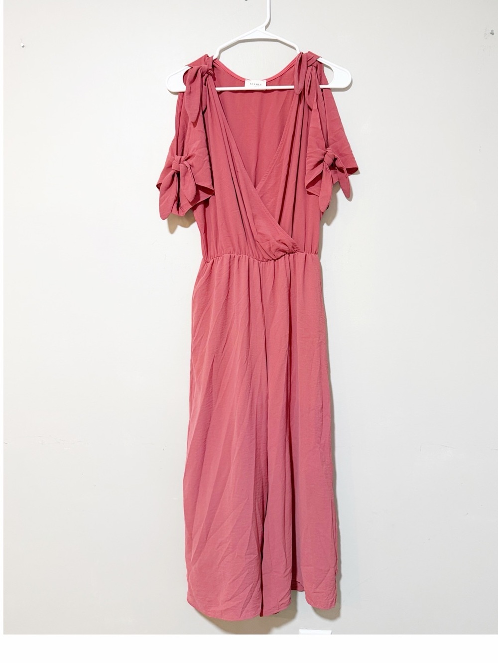 Everly tie sleeve jumpsuit pink size small